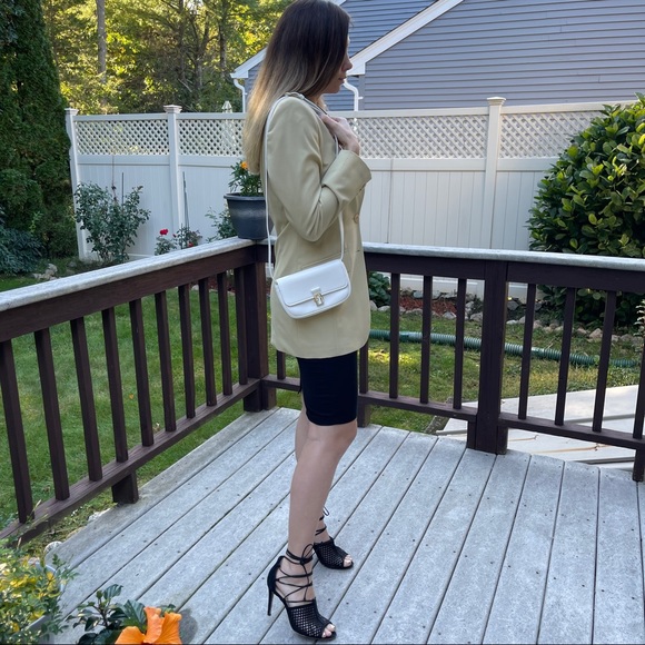 FURLA Mini Belt Bag/cross/shoulder Bag light white SOFT leather. AUTHENTIC! - Picture 11 of 12